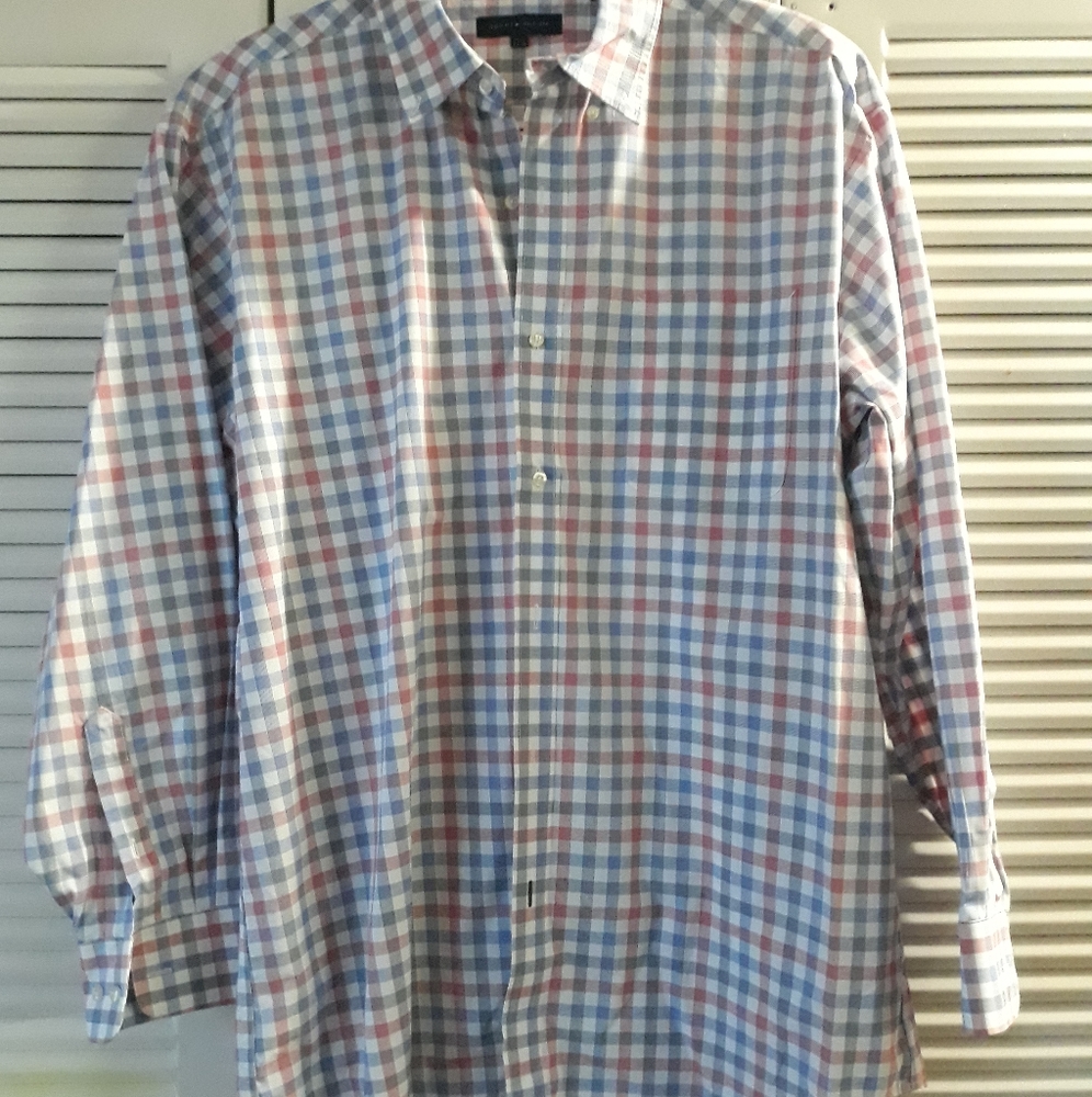 Tommy Hilfiger men's long sleeve shirt. Size 34-35 big and tall.